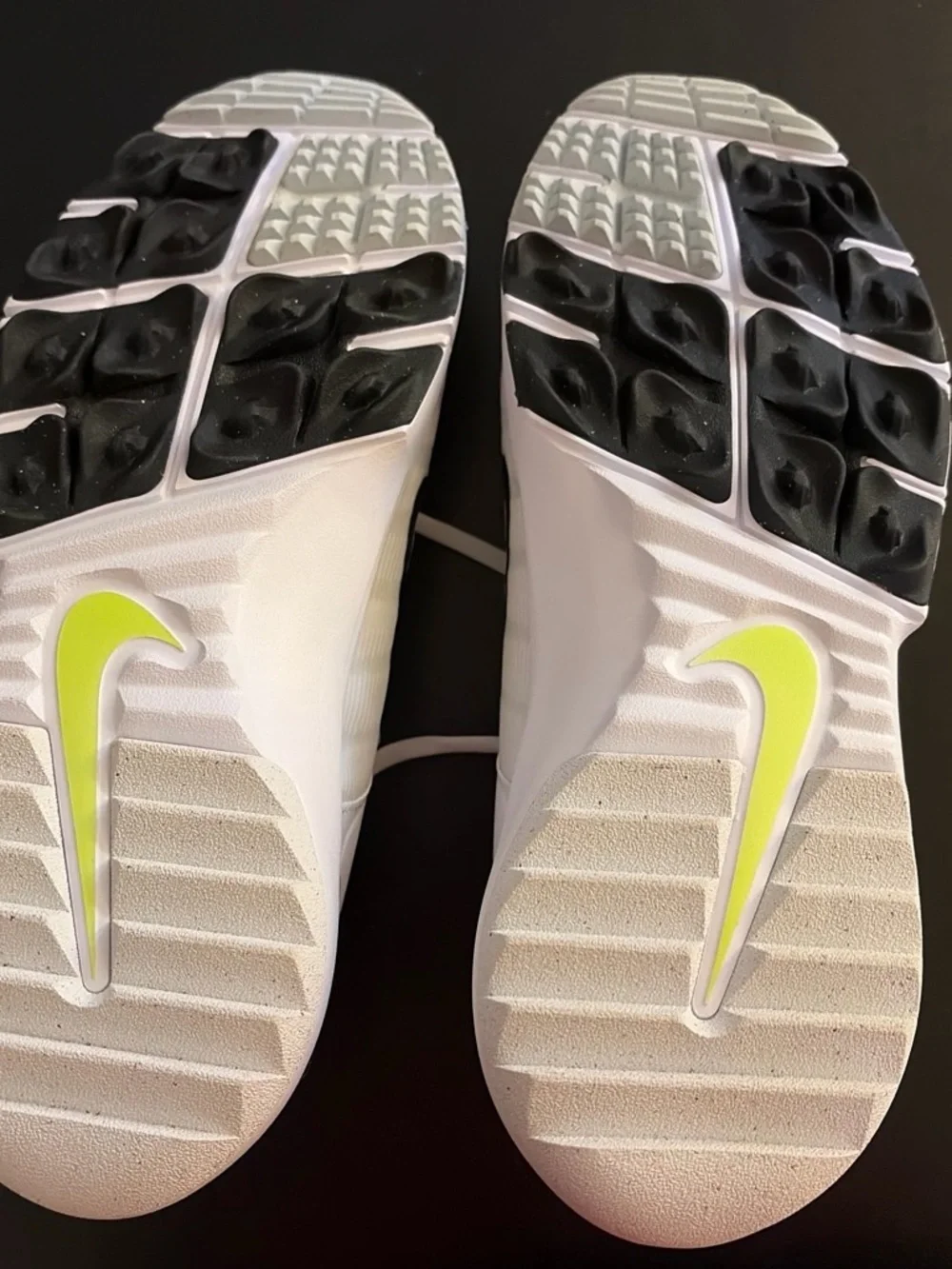 Nike Free g men’s golf shoes. Size 10. Never Worn